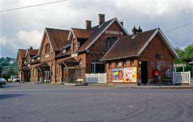 Court-Saint-Etienne - TH 8602876 R A.jpg